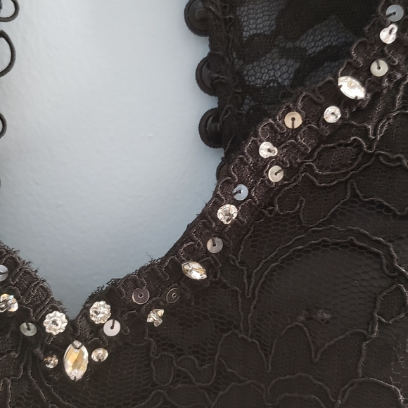 Black Grad Gown - Picture 3 of 7